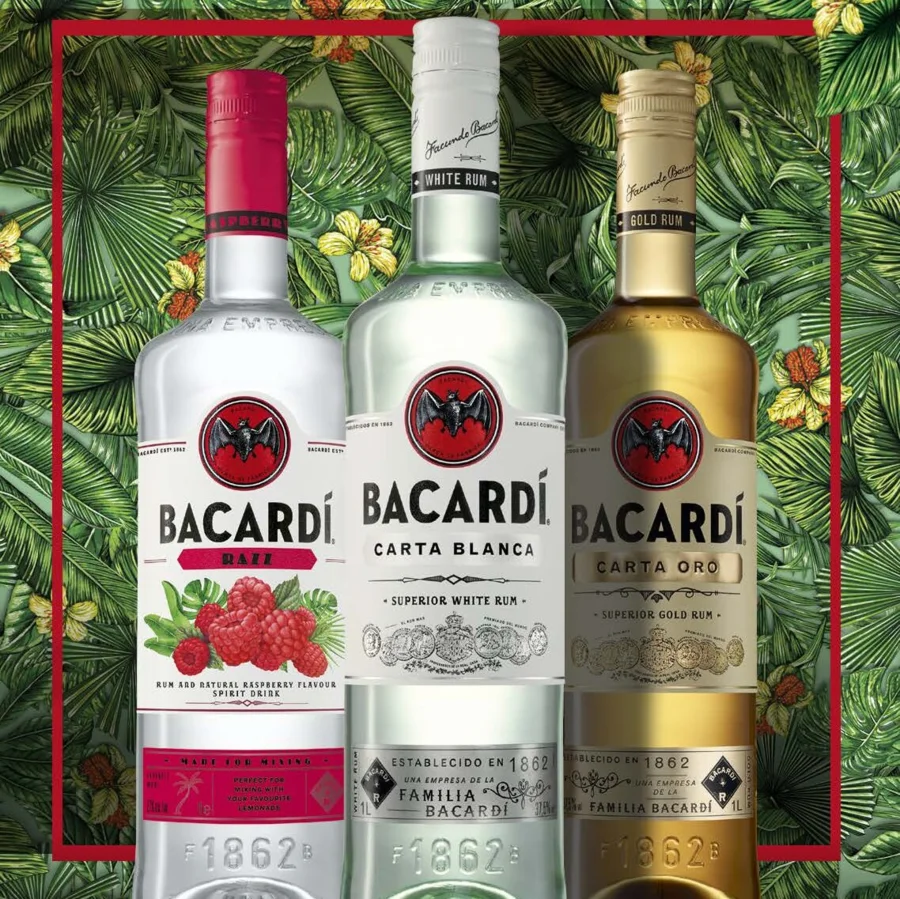 Bei einer Bestellung von 6 Flaschen 0,7 l, sortiert aus dem Scheibel Angebotssortiment, bestehend aus PREMIUMplus Moor-Birne und dem PREMIUM Williams-Christ Birnenbrand, erhalten Sie 1 Flasche PREMIUMplus Altes Pflümle 0,7 l +6 Aroma-Gläser gratis dazu! | Getränke Weidlich